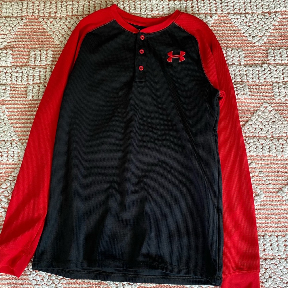Boys under armour top